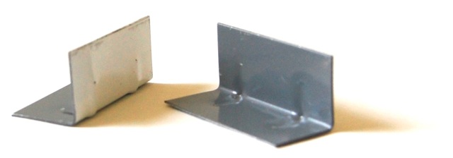 Metal Edge Protector - 1 1/4" Legs